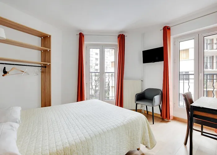 De L'europe Hotel 2*